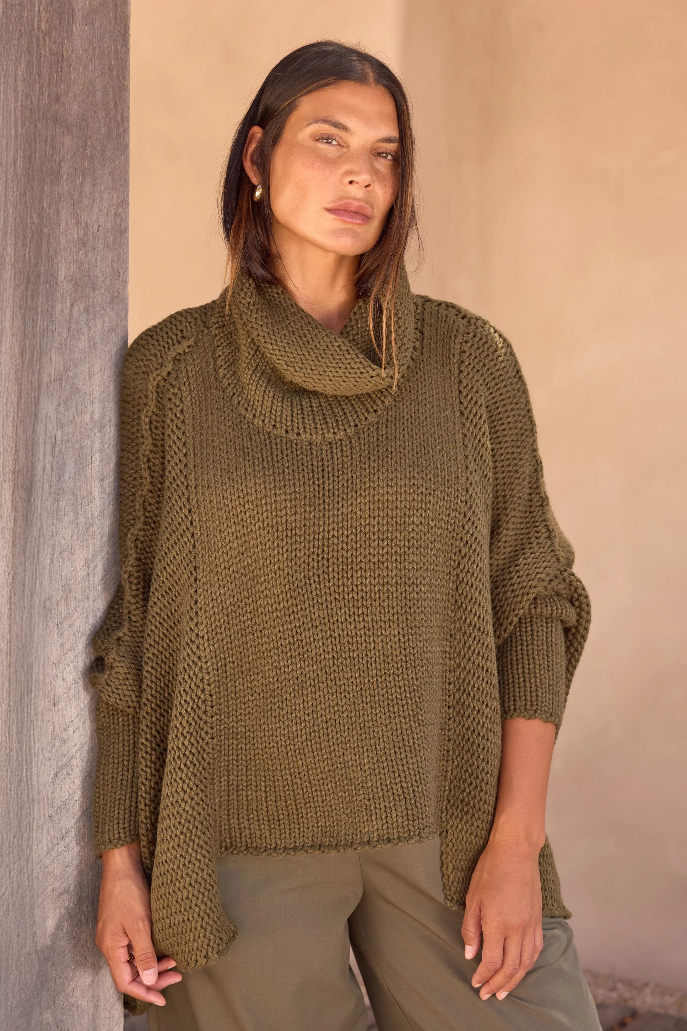 KNITWEAR